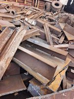 山东潍坊12--50厚以上重废，道轨工字钢罐板为主。
