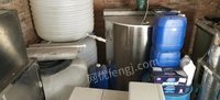 河南新乡二手0.5吨/小时玻璃水防冻液机器出售