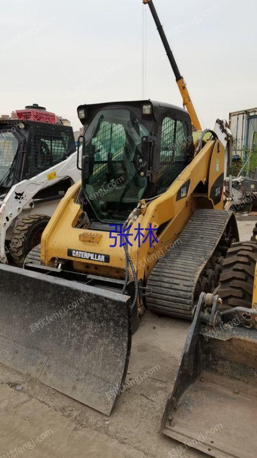 市场库存卡特277C履带式滑移装载机