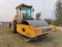 26吨二手压路机出售