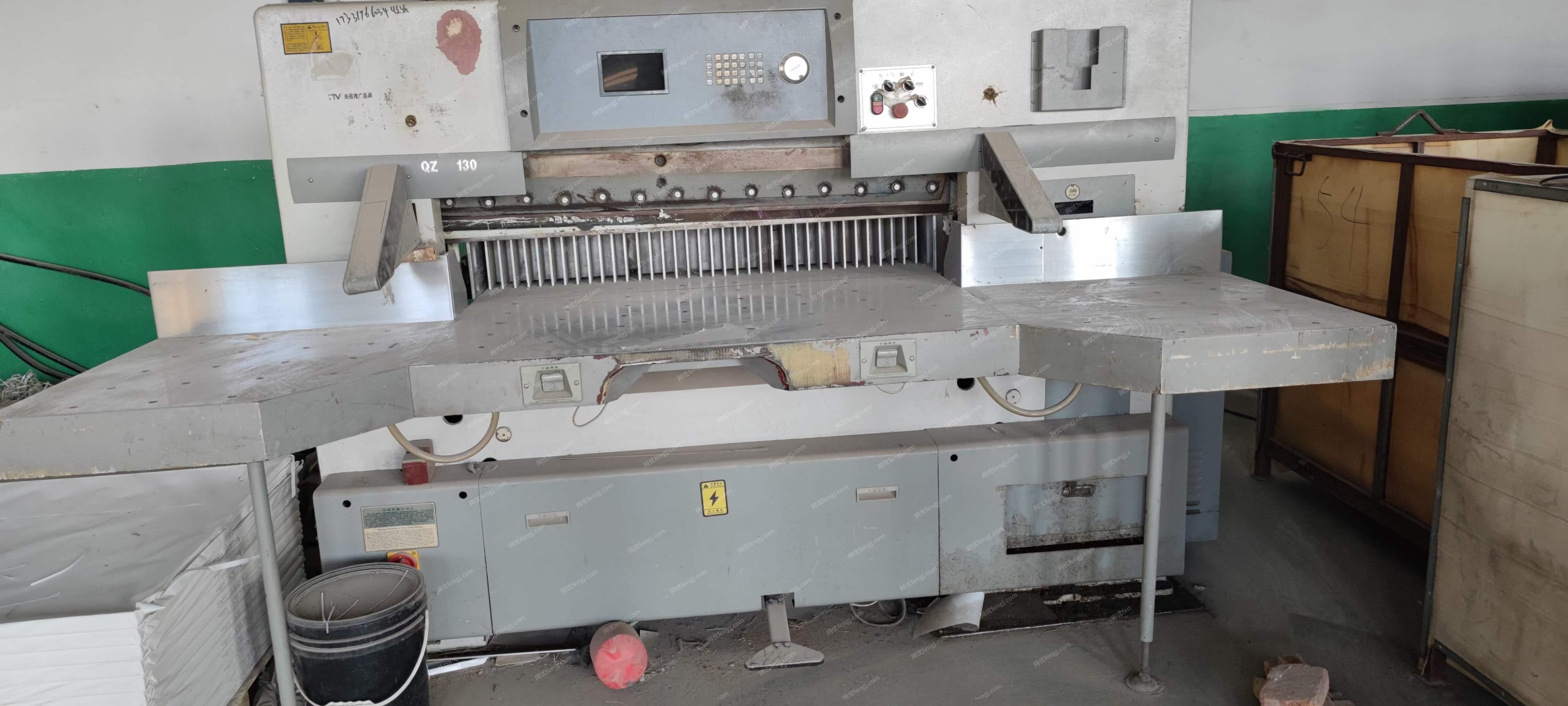 印刷厂处理14年瑞安1300全自动切纸机（带3块刀片），处理价3万，11年滨田4色6开印刷机，处理价3-4万，有图