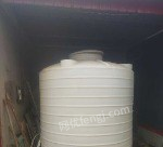 河北沧州出售5吨多的储存罐