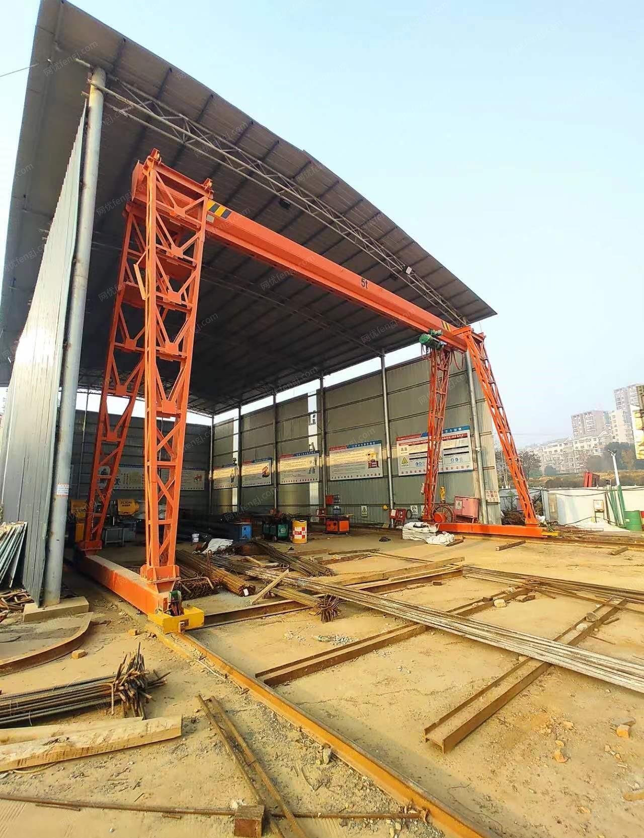 工厂处理5T航吊（设备在九江），钢筋场全套制作设备，工字钢，钢模（设备在南昌）