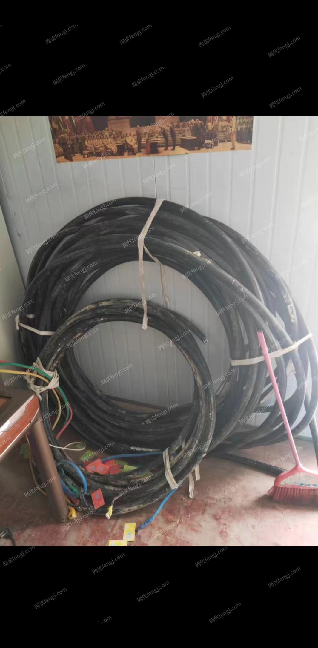 出售自用铝线电缆100多米，买多了剩下的