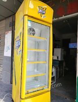 甘肃兰州出售九成新康师傅冷藏柜