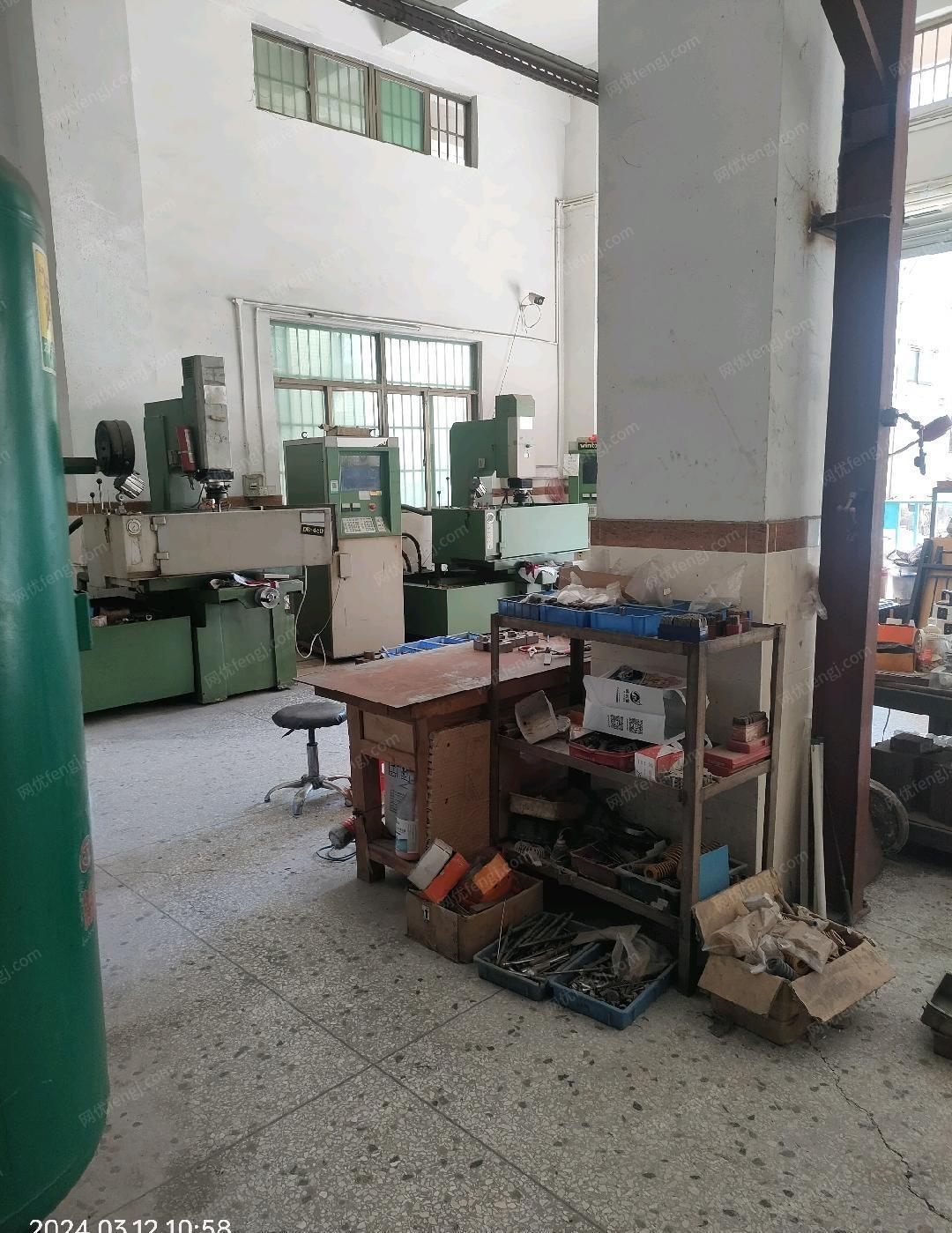 广东东莞模具厂设备转让（含工具）