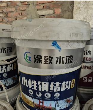 广东江门做工程用剩下一批水性漆，日期新鲜，大概100多桶，可以打包处理