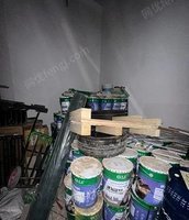 天津西青区工地结束，处理外墙真石漆 、质感漆等160桶，打包卖。