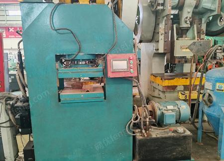 二手木工壓機(jī)出售