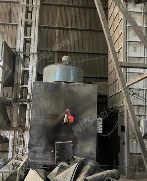 江苏泰州自己用过的煤炭炉子、小型装载机处理，废铁价