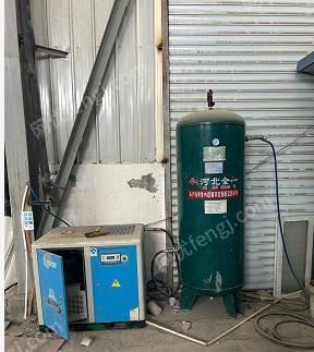 乌鲁木齐地区处理20年0.6立方储气罐 螺杆空气压缩机