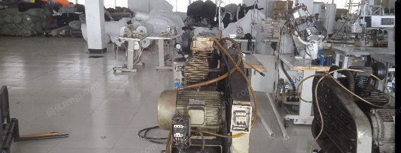 浙江绍兴因公司设备升级，故转让开山三相7.5千瓦活塞式空压机一只
