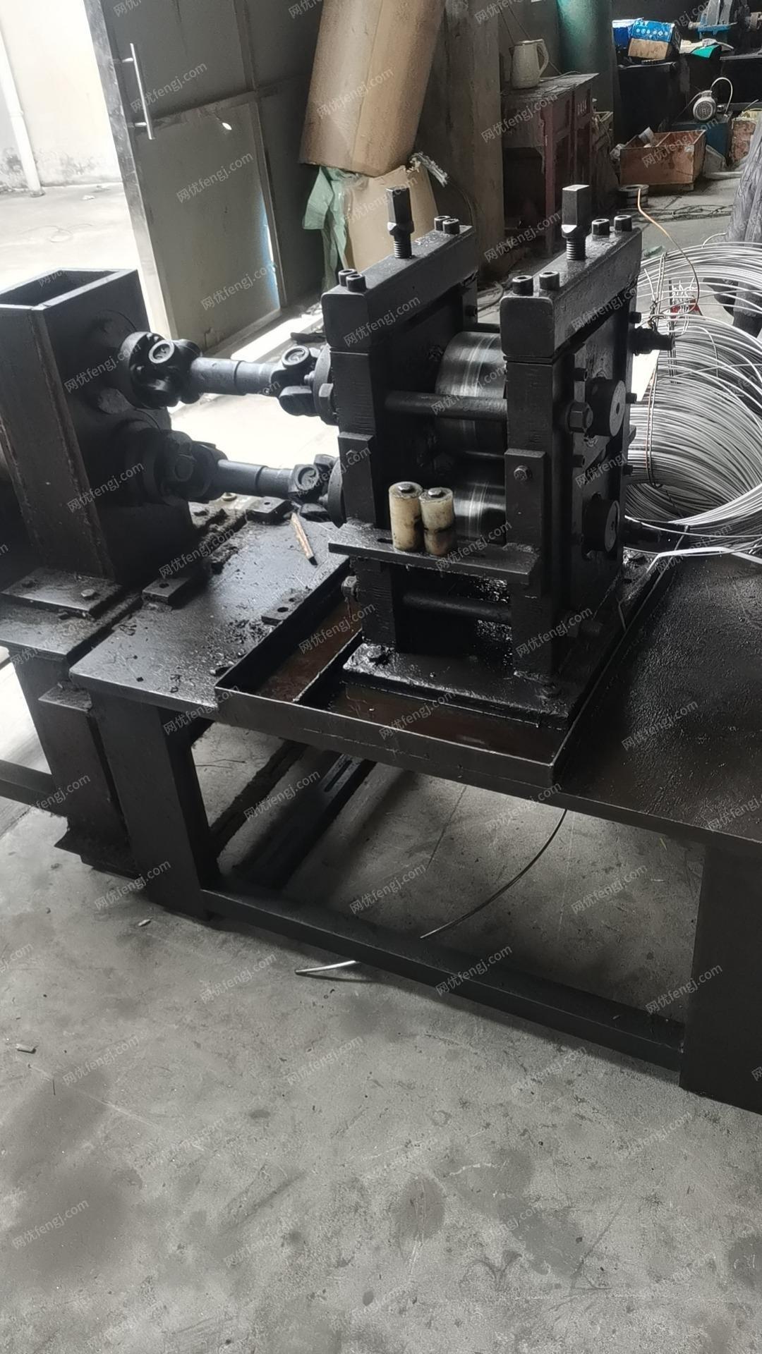 工厂处理400不锈钢拉丝机、压扁机 10多台