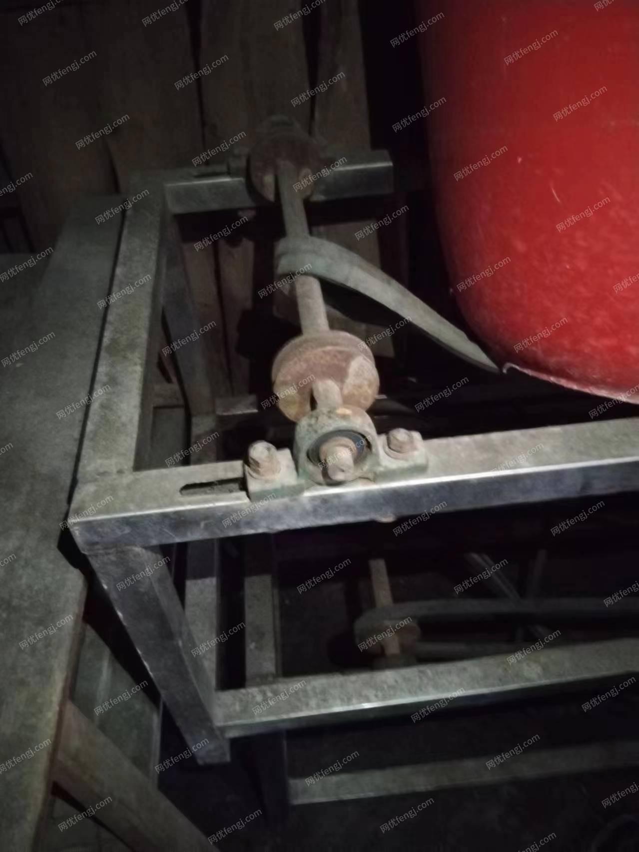 淀粉厂处理长8米链条自动蒸汽机，3米皮带2条，含不锈钢架子