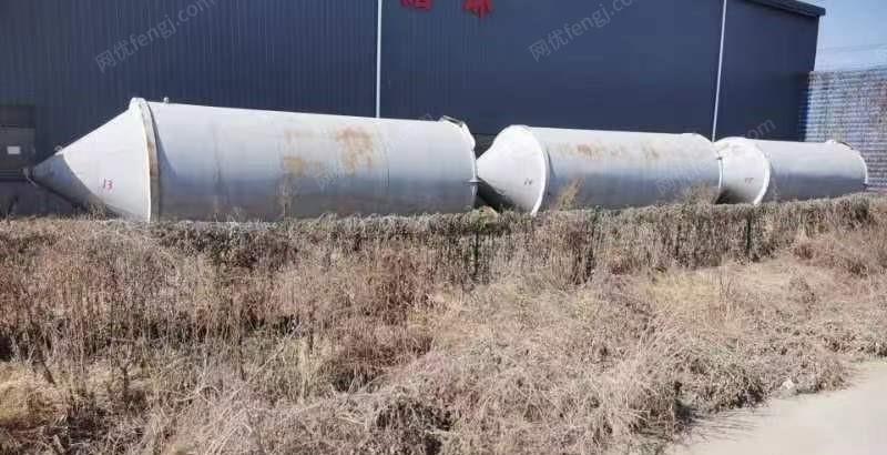北京朝阳区水泥罐转让，4个150吨（罐长9.1米，锥2.4米，直径3.7米），1个120吨（直径3米，罐长9米），3个100吨水泥罐（直径3米罐长9米）