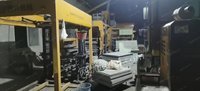 水泥砖厂处理山东3型全自动制砖机，上板机，叠板机，直径2米立式搅拌机，高安935铲车，详见图