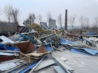 5月6日济南水泥公司7吨废旧设备残体处置