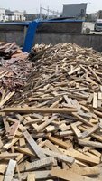 求购建设方木模板，钢筋工地废料