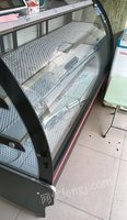山东泰安出售一台三成冷柜，九成新。保温箱一台九成新