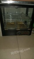 山东泰安出售一台三成冷柜，九成新。保温箱一台九成新