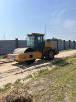 单位16年徐工22吨压路机便宜出售