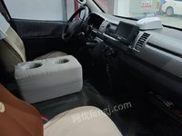 （蒙AA238警）丰田海狮JTFSX23P中型普通客车2.7（内蒙古自治区呼和浩特市中级人民法院）询价公告招标
