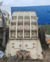 四川宜宾转让19年上海山桌1512重锤破双电机185kw带1560给料机