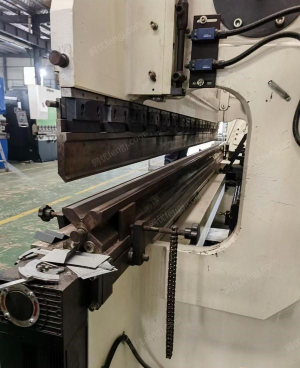 二手剪板机出售