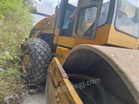 重庆地区出售龙工二手压路机一台