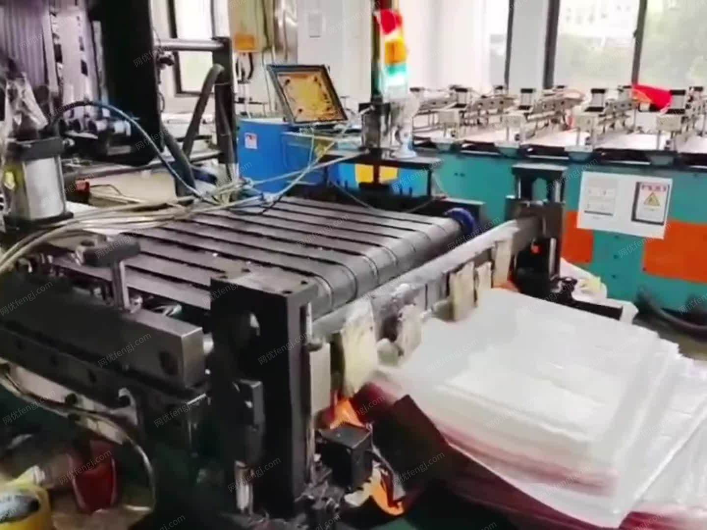 复合气泡袋 牛皮纸制袋机定制印刷 视频