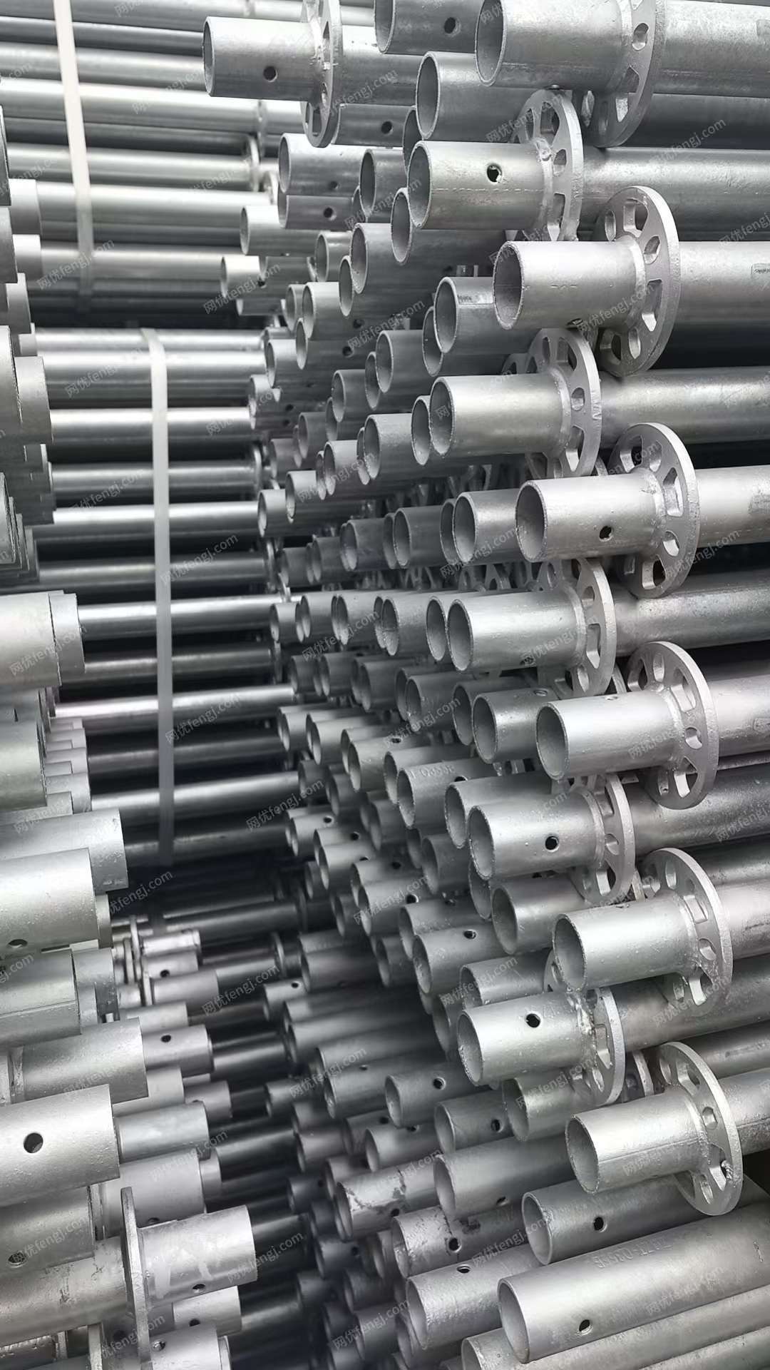 全国回收售积压钢材，大棚管，光伏支架，铁板，直缝，镀锌钢管