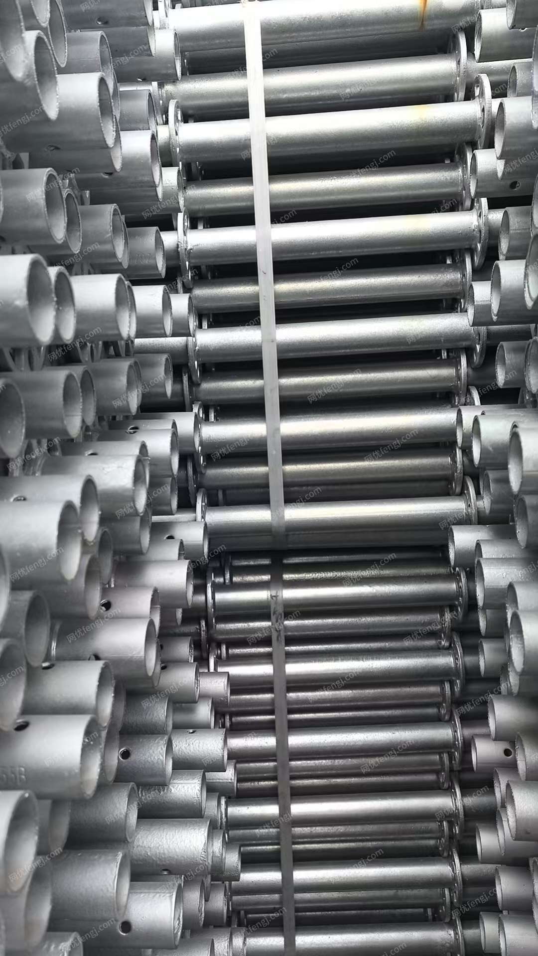 全国回收售积压钢材，大棚管，光伏支架，铁板，直缝，镀锌钢管