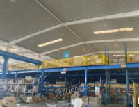 天津市武清开发区因为工厂搬迁,现有九成新重型二层货架平台低价转让