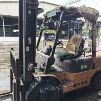 出售3吨杭州叉车升高4米两台，升3米一台