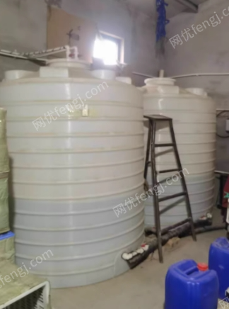 河北石家庄四头灌装机、日化设备出售