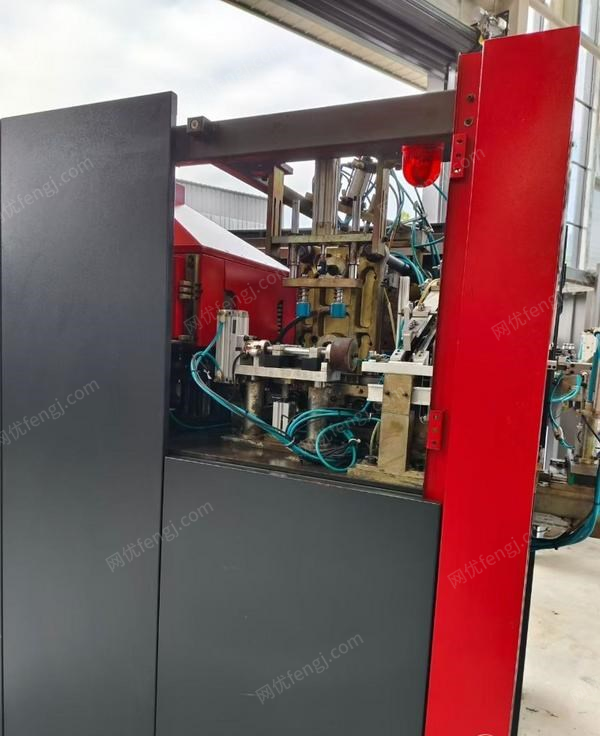 二手吹瓶機(jī)出售