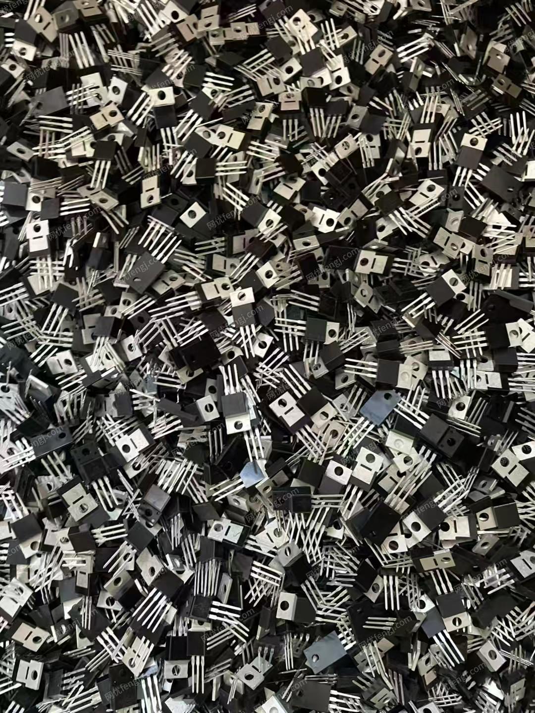 廢舊電子元器件出售