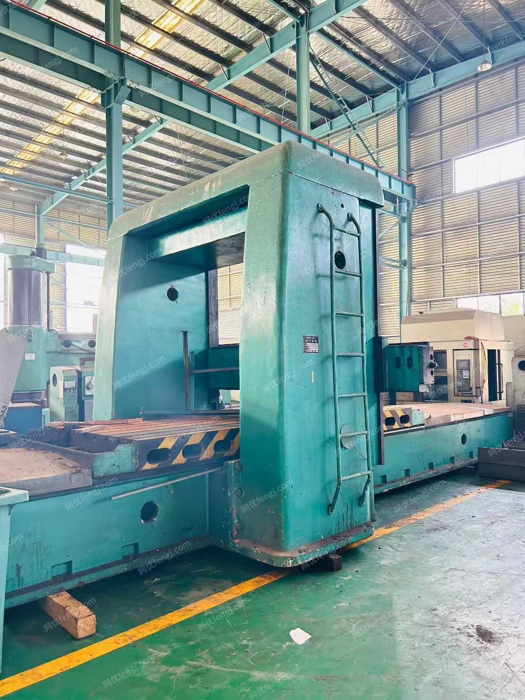 出售濟(jì)南二機(jī)2040龍門(mén)銑床,恒貝主銑頭11kw 二手車(chē)床出售