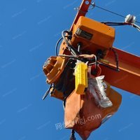 8米高7米長懸臂吊低價出售