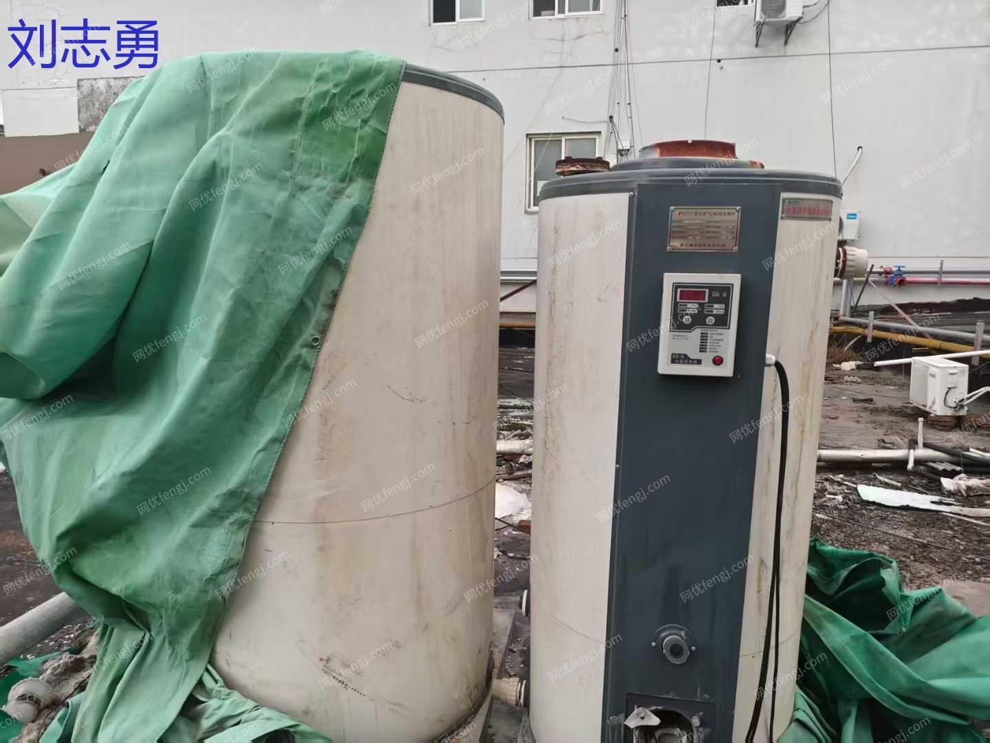 出售各種型號燃?xì)馊加蜔崴仩t 二手鍋爐出售