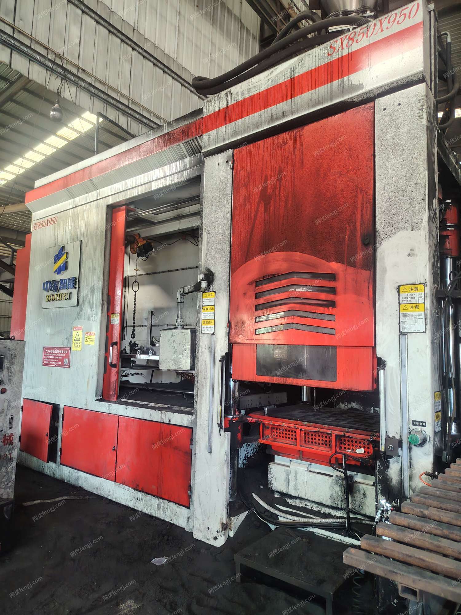 850x950造型机沙处理推箱设备