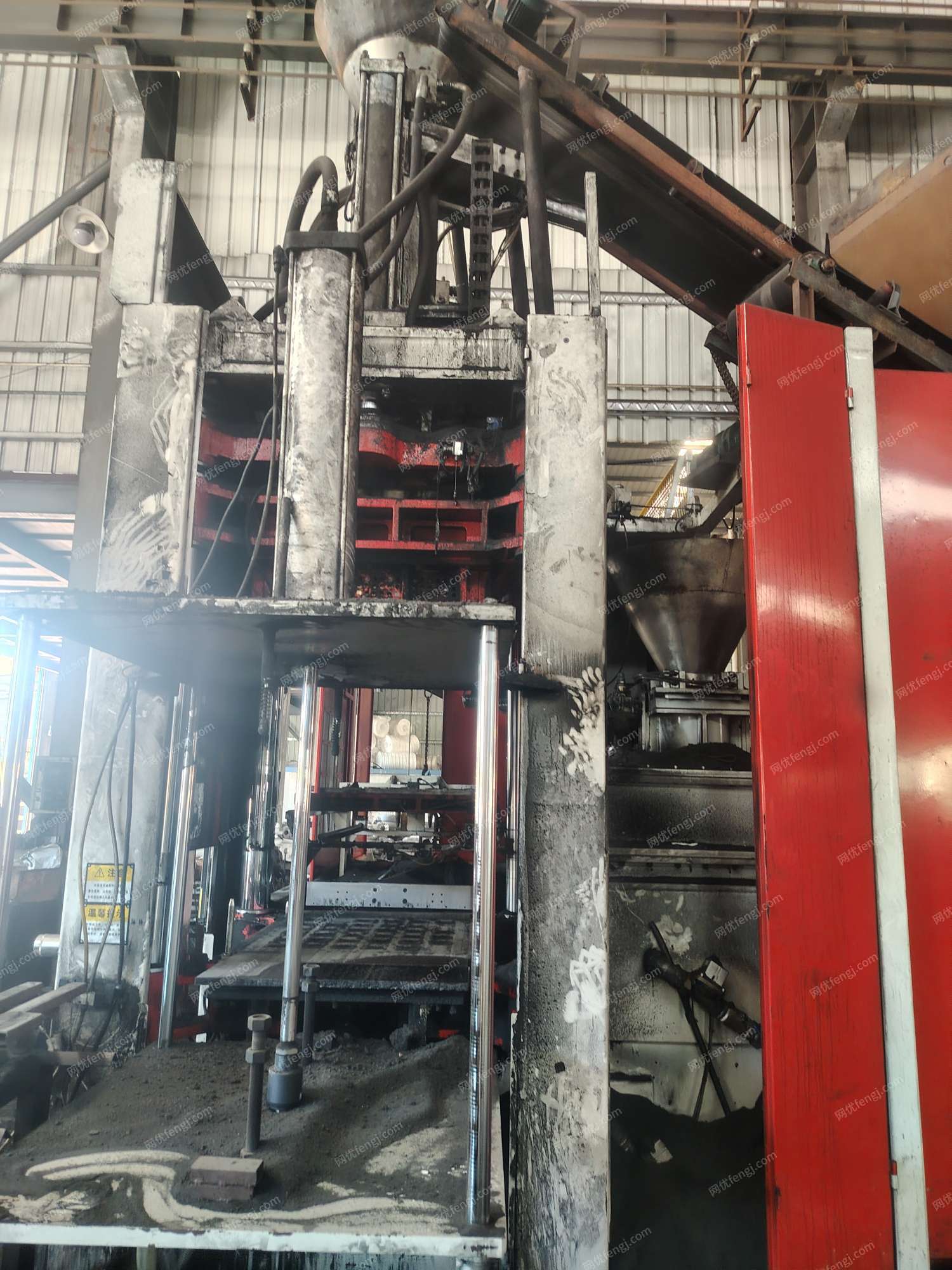 850x950造型机沙处理推箱设备