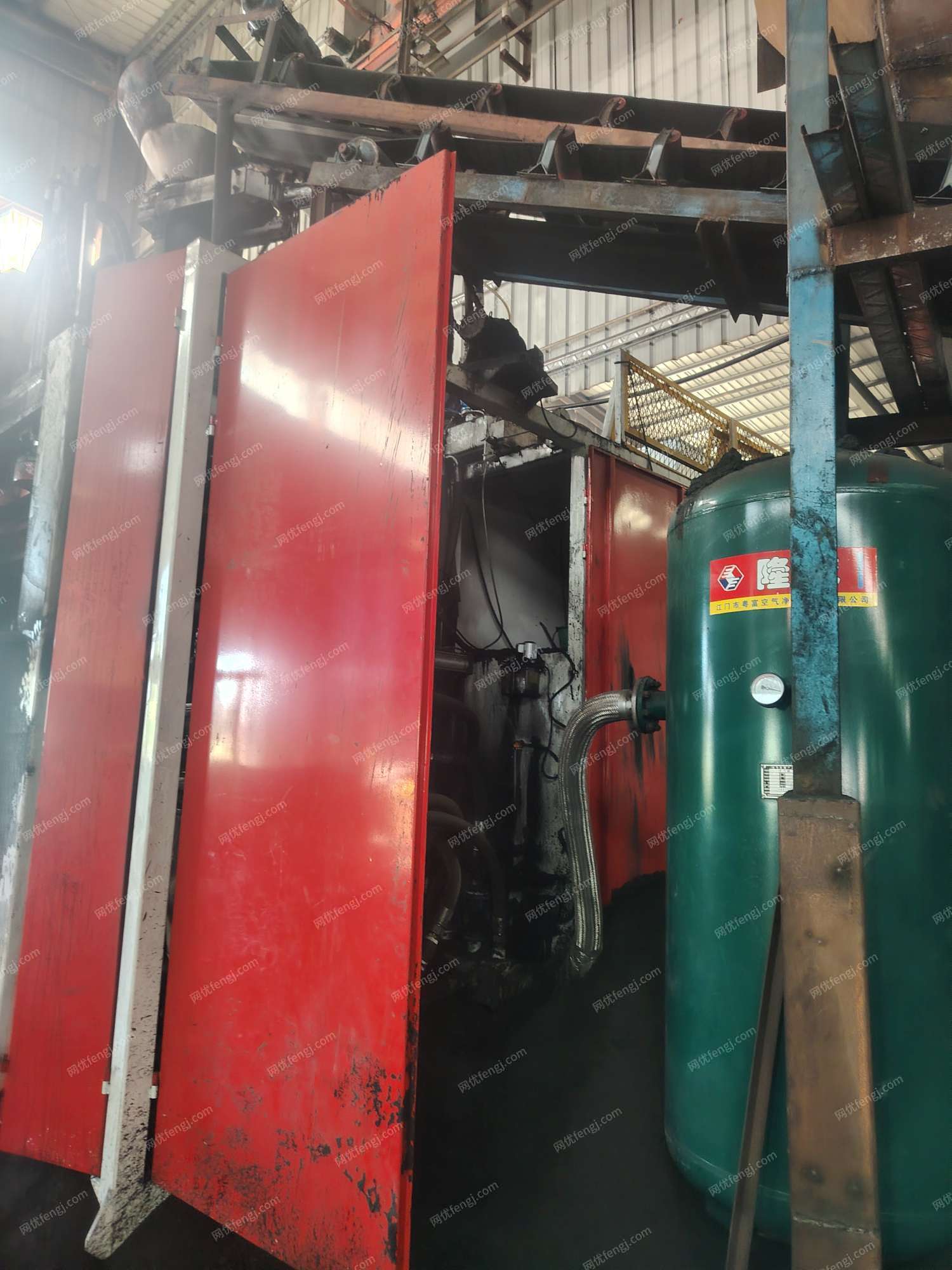 850x950造型机沙处理推箱设备