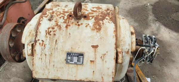 陜西渭南轉(zhuǎn)讓4.5米球磨機(jī)一套配件齊全經(jīng)濟(jì)實(shí)用 磨礦設(shè)備轉(zhuǎn)讓