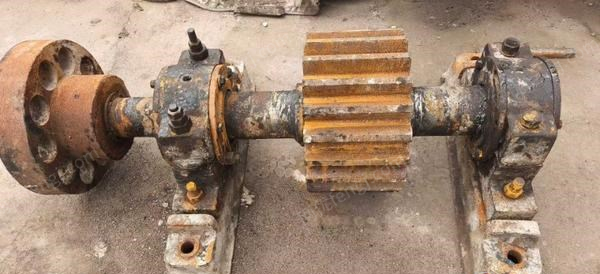 陜西渭南轉(zhuǎn)讓4.5米球磨機(jī)一套配件齊全經(jīng)濟(jì)實(shí)用 磨礦設(shè)備轉(zhuǎn)讓