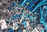 12��8�ն�п����߽��ϣ������ϣ����ܽ���/ABS���ϱ߽��ϵ�һ����ͨ������������