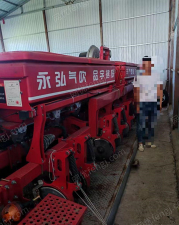 种植施肥机械出售