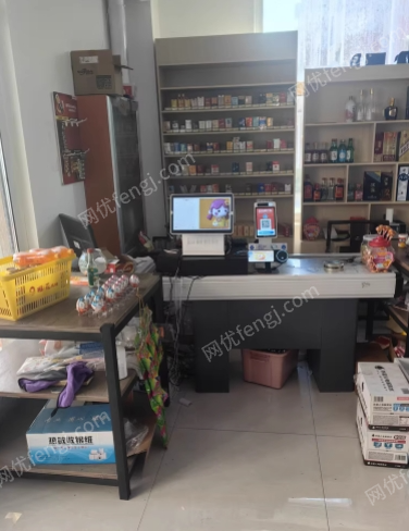 山東東營(yíng)5套趙一鳴零食架出售 其他回收