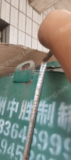 河南洛阳长3.8米 宽1.6米圆桶柴油罐出售