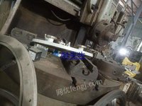 出售一臺立車，一臺平面磨
